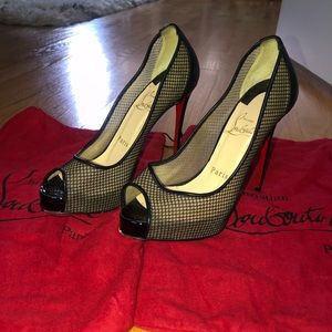 Christian Louboutin Black mesh formal shoes